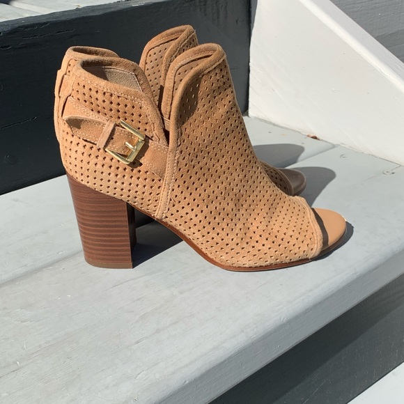 Sam Edelman booties - Picture 2 of 8